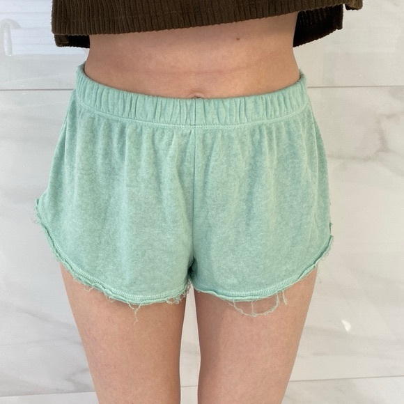 Forever 21 Pants - Forever 21 XXI small sweatshorts Green